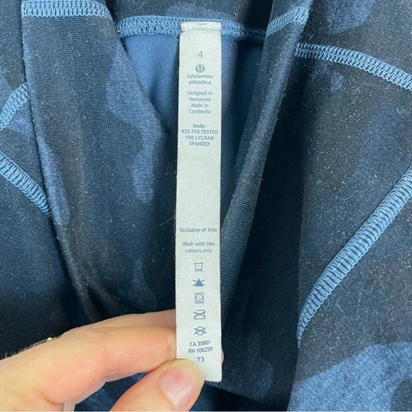 Lululemon WunderUnder Blue Camo Yoga Exercise Pants - Picture 4 of 8